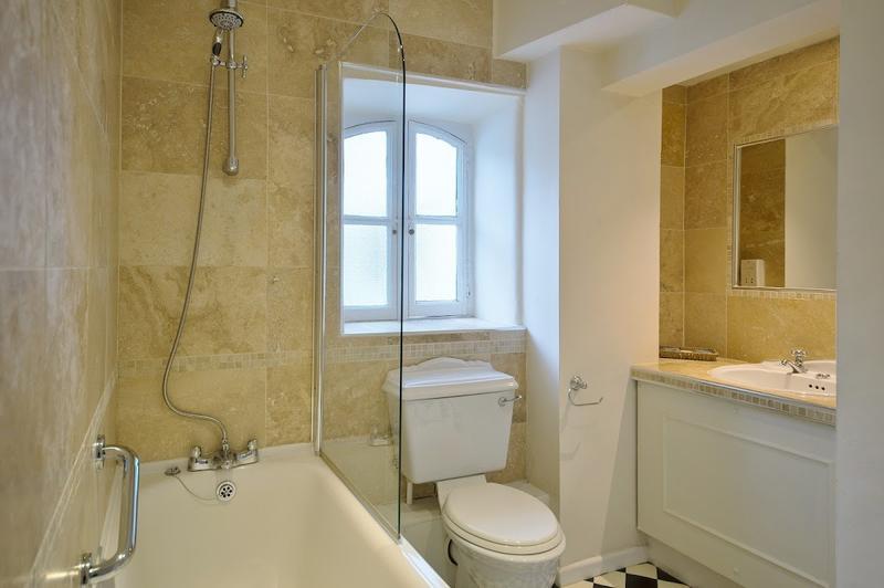 The Marlborough Arms Hotel — photo 3