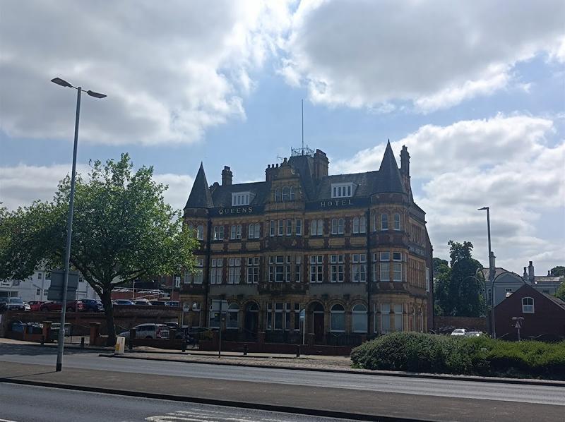 The Queens Hotel