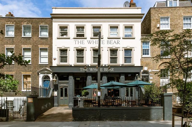 The White Bear Kennington