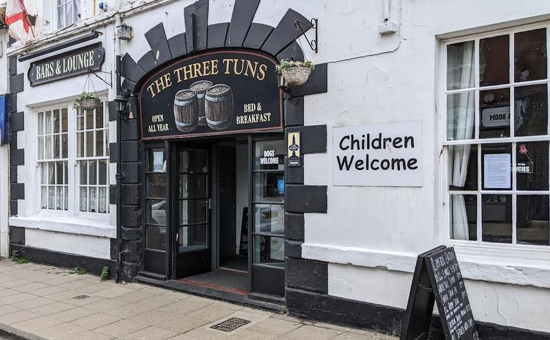 Three Tuns Hotel — photo 2