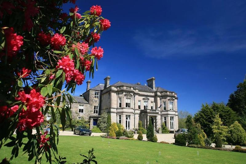 Tre-Ysgawen Hall Hotel & Spa
