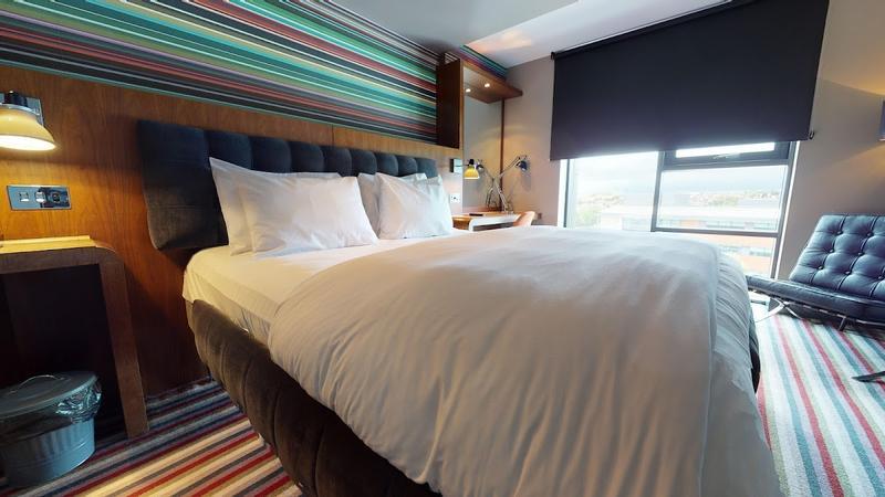 Village Hotel Leeds South — photo 2