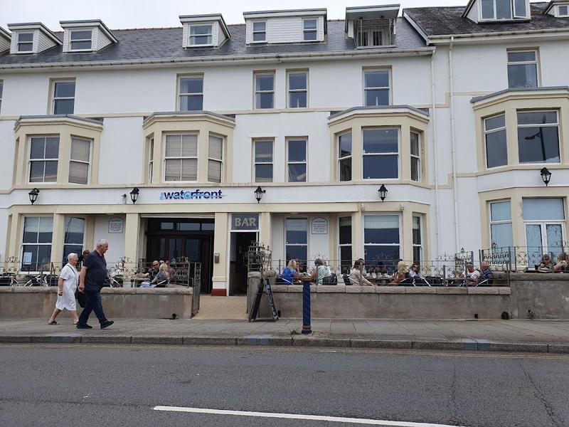 Waterfront Hotel — photo 3