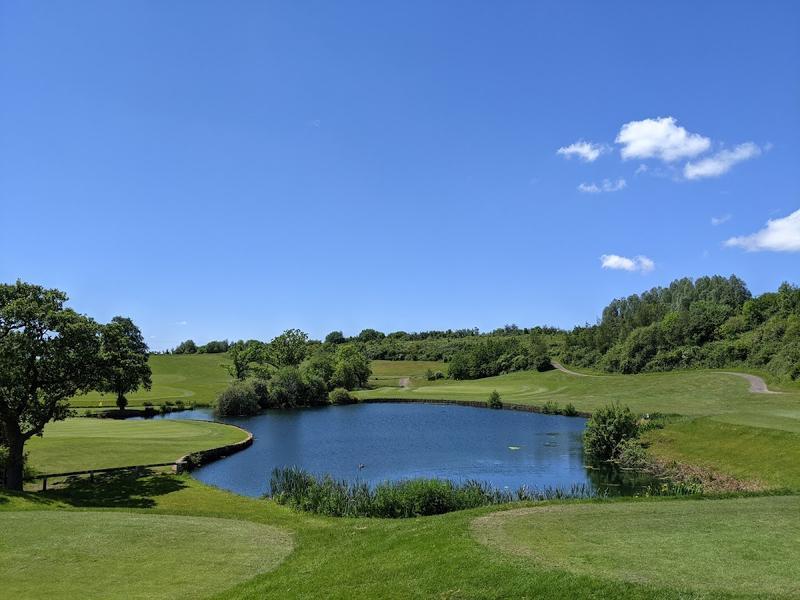 Woodlands Golf & Country Club