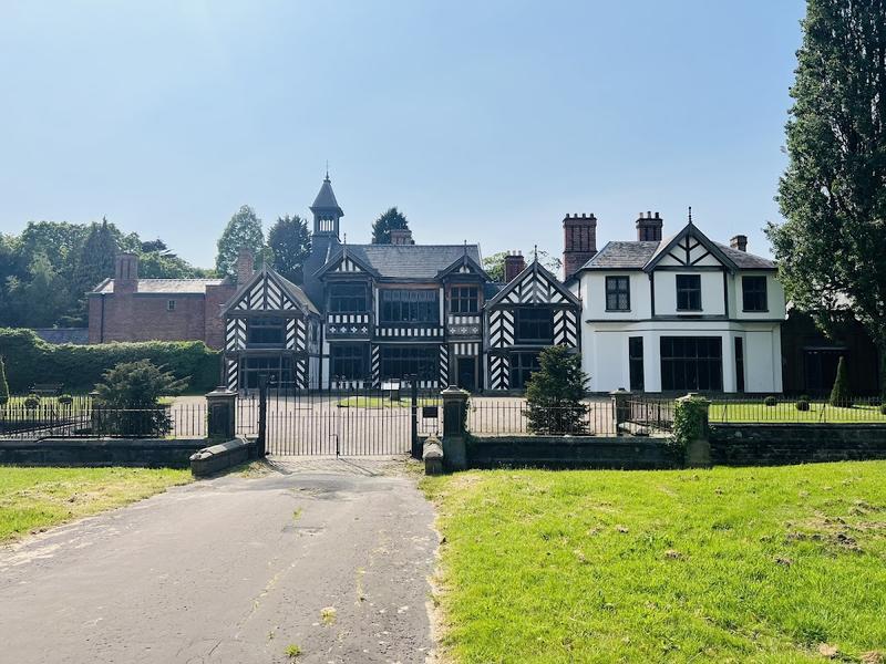 Wythenshawe Hall — photo 2
