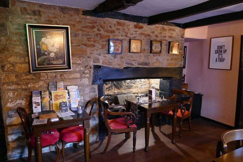 Ye Olde Vicarage Hotel