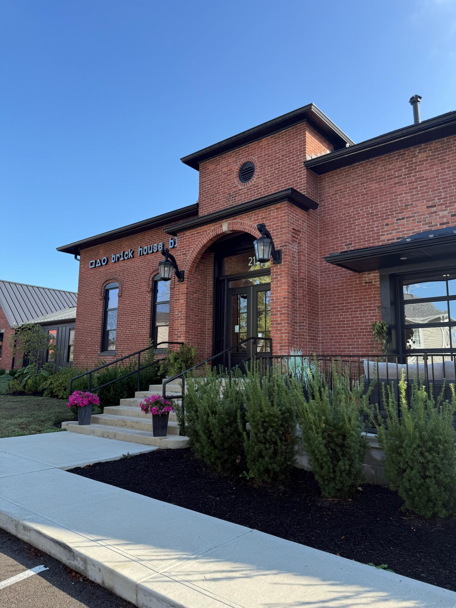 Brick House Blue: The Station - Coworking, Meetings & Events