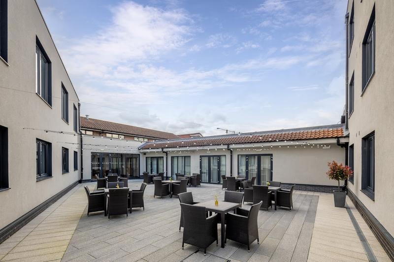 Best Western Gatwick Worth Hotel