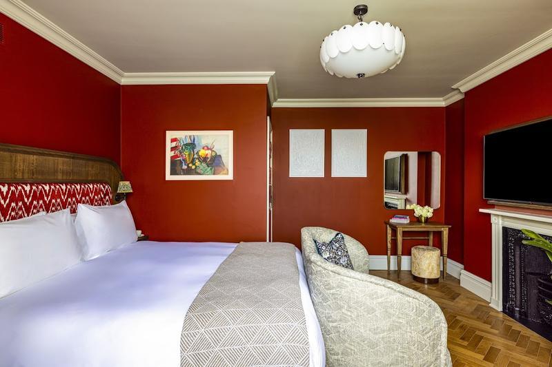 Blooms Town House Hotel — photo 2