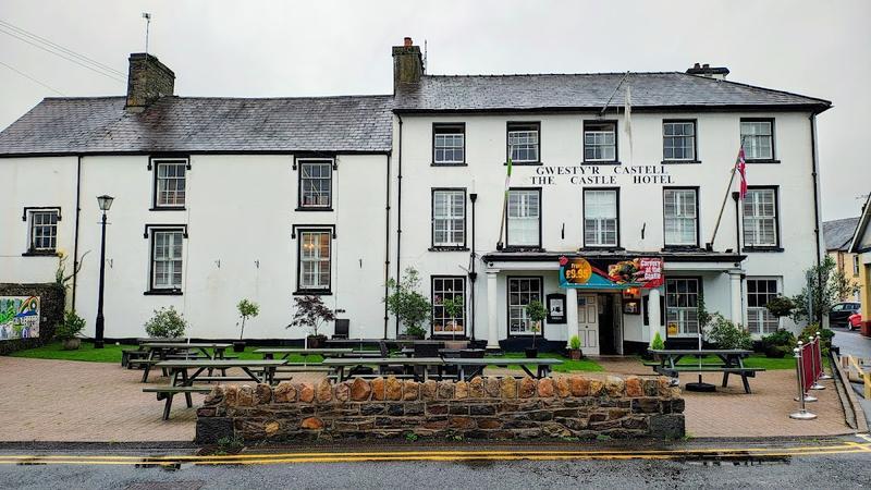 Castle Hotel