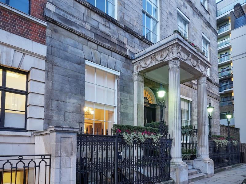 Chandos House