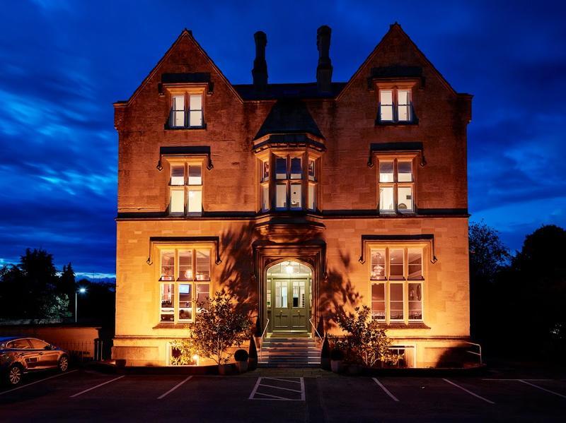 Cotswold Grange Hotel