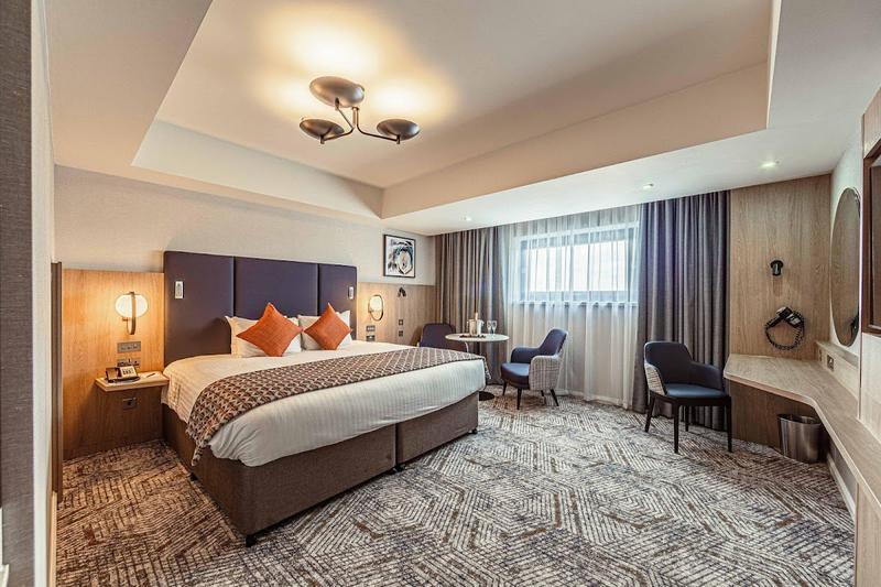 Crowne Plaza Reading East — photo 2