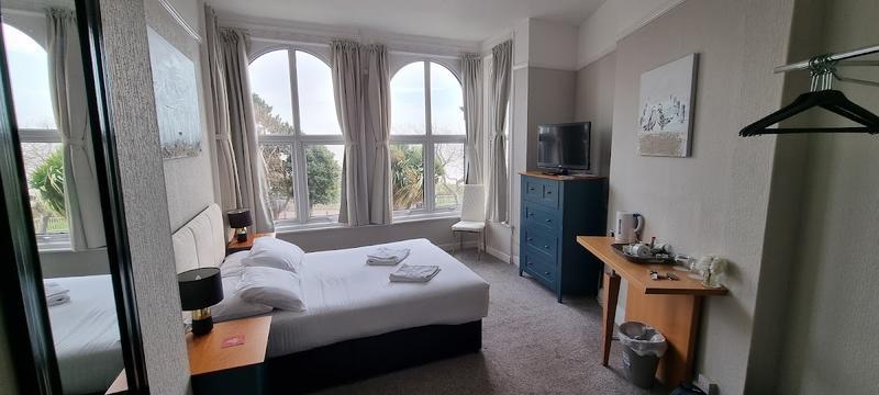Esplanade Hotel — photo 2