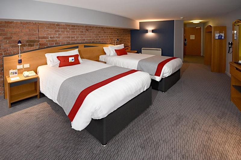 Holiday Inn Express Liverpool - Albert Dock — photo 2