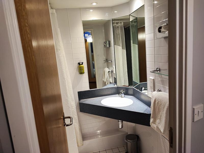 Express By Holiday Inn Limehouse — photo 3