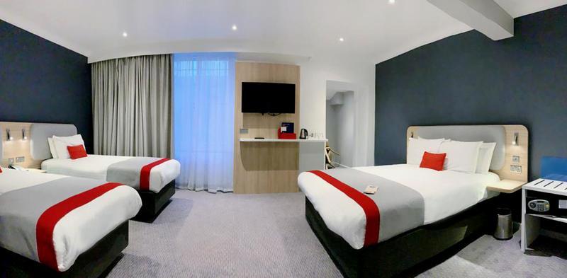 Holiday Inn Express London - Victoria — photo 2