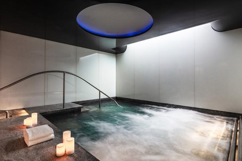 Four Seasons Hotel London at Park Lane — photo 3
