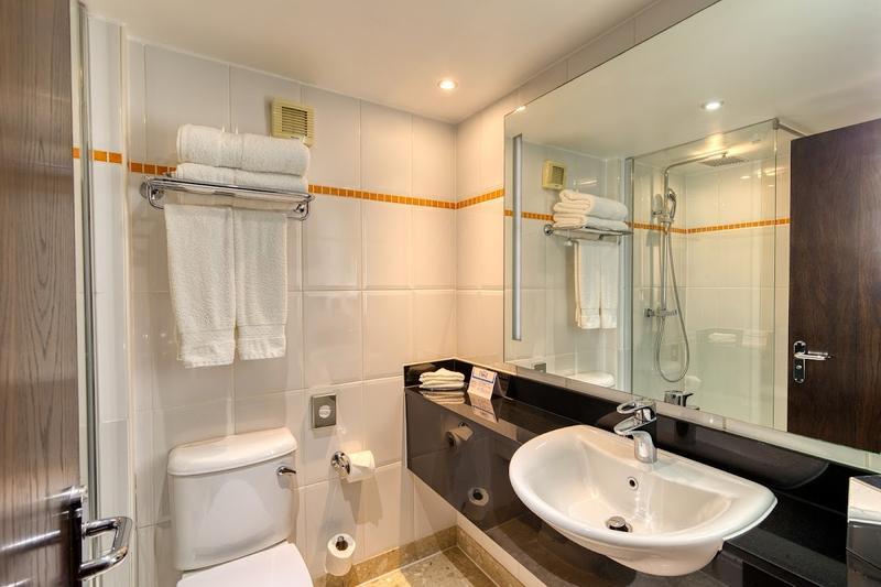 Hilton London Kensington — photo 3