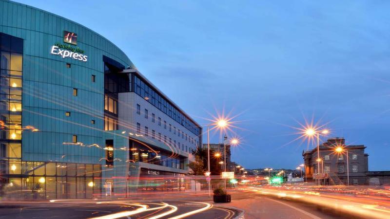 Holiday Inn Express Dundee