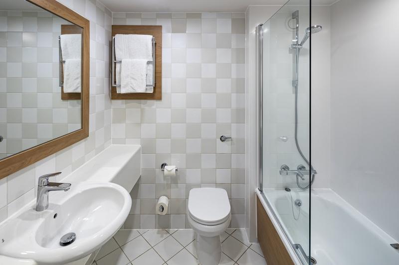 Holiday Inn Farnborough — photo 3