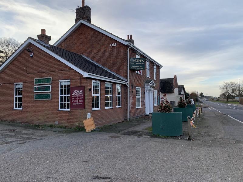 Horse & Groom Motel