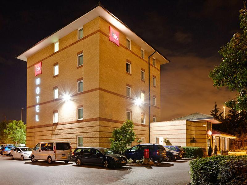 Ibis London M25