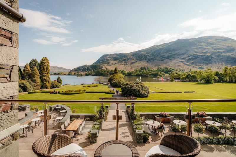 Inn On The Lake