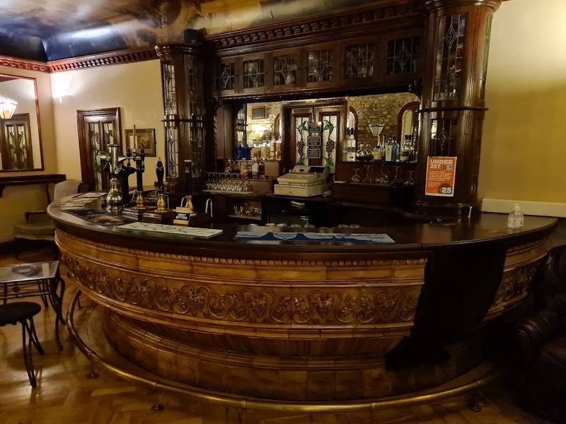 Londesborough Arms Hotel