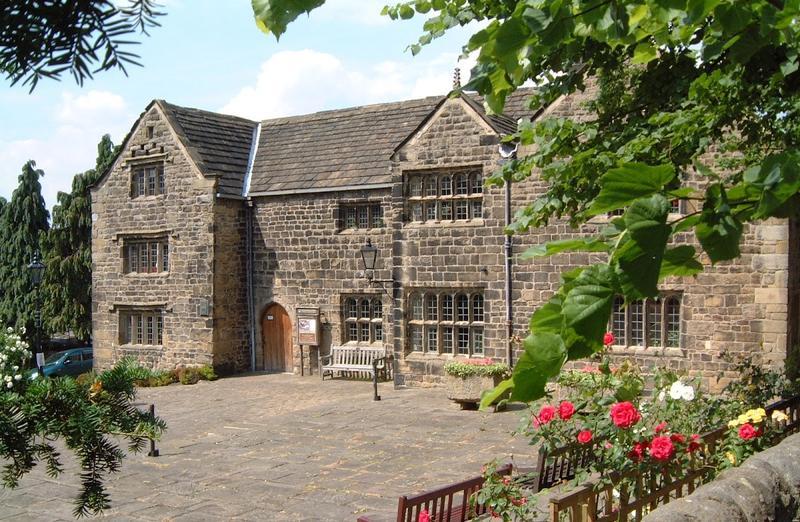 Manor House Art Gallery & Museum
