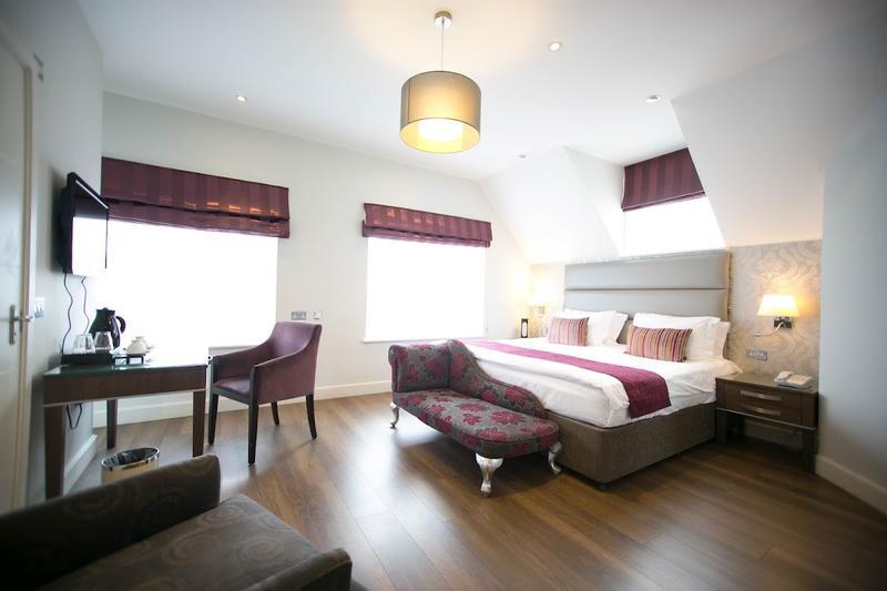 Pillar Hotel London