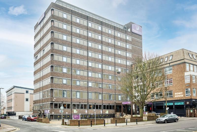 Premier Travel Inn Brentwood