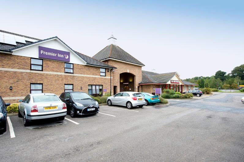 Premier Inn Sheffield/Barnsley (M1 Jct36)