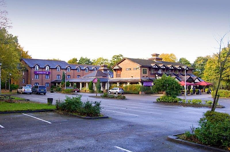 Premier Inn Wilmslow Manchester Airport