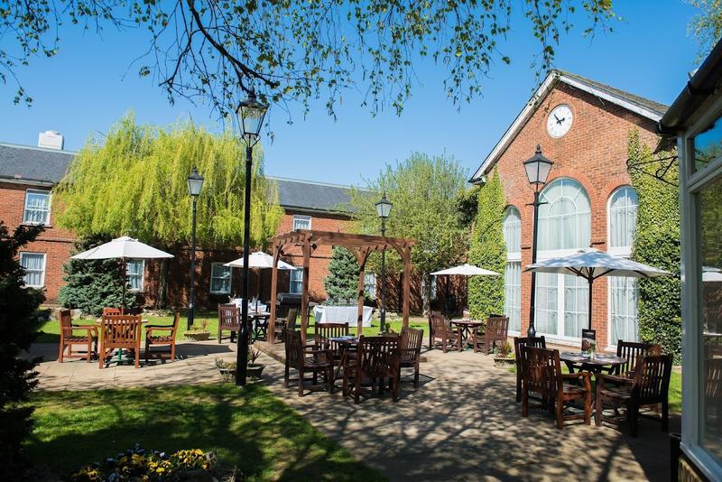 Quality Hotel & Suites Milton Keynes