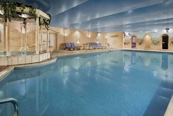 Ramada Hotel & Resort Gloucester — photo 3