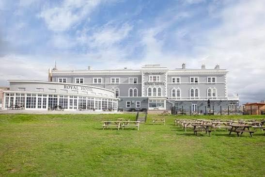 Royal Pier Hotel