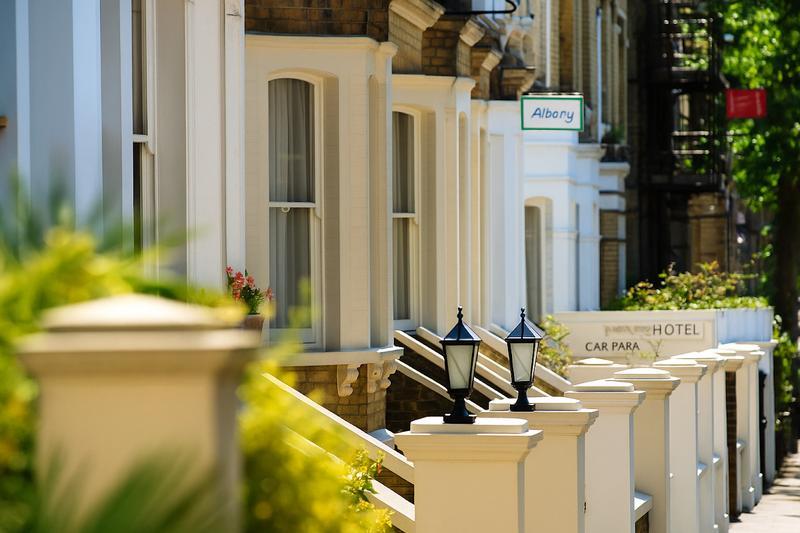 Sackville Hotel