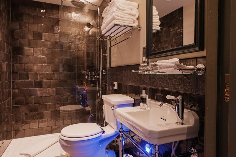Sanctuary House Hotel — photo 3