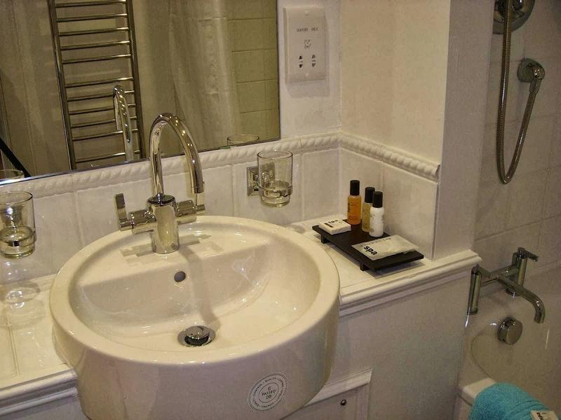 The Annandale Arms Hotel — photo 3