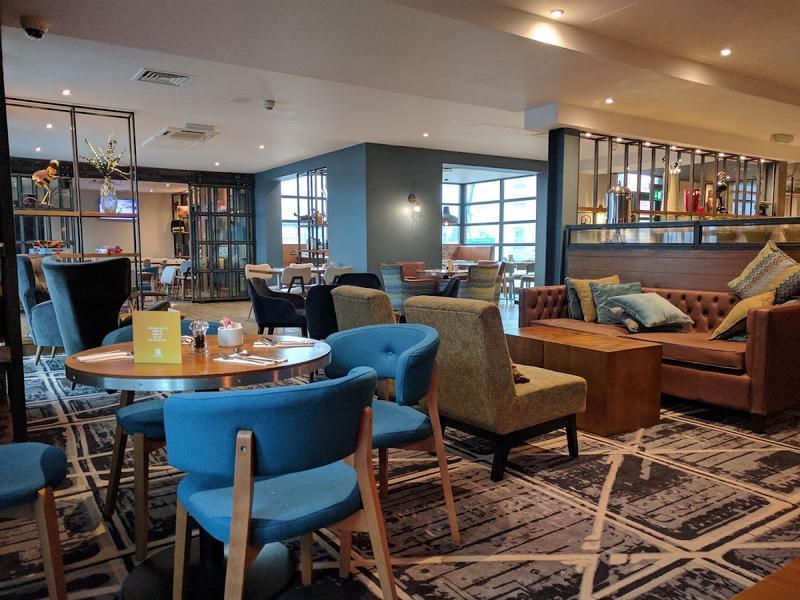 Holiday Inn Manchester Central Park — photo 3