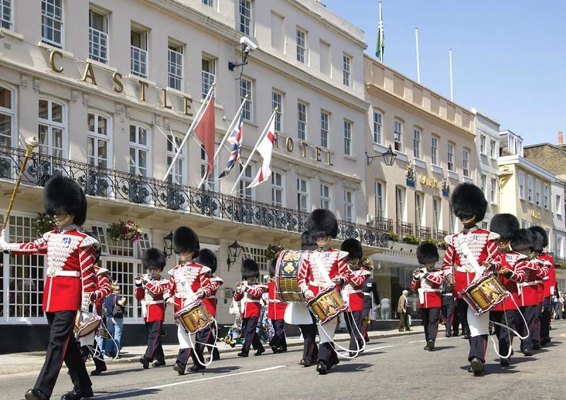 Mercure Windsor Castle Hotel