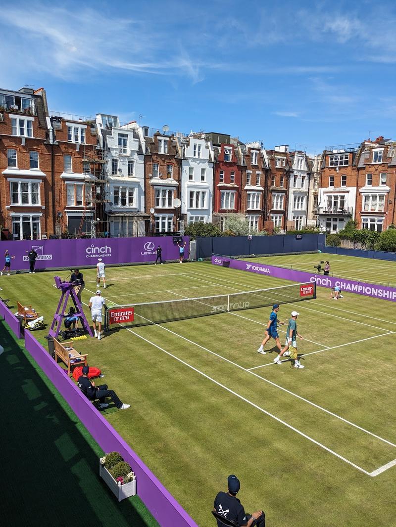 The Queen's Club — photo 2