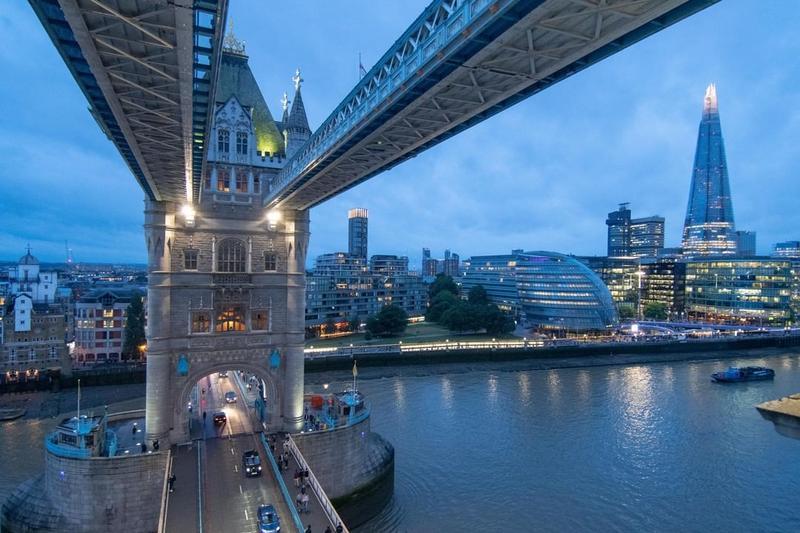 Tower Bridge — photo 2