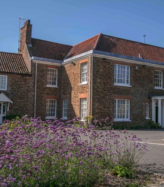 Knights Hill Hotel