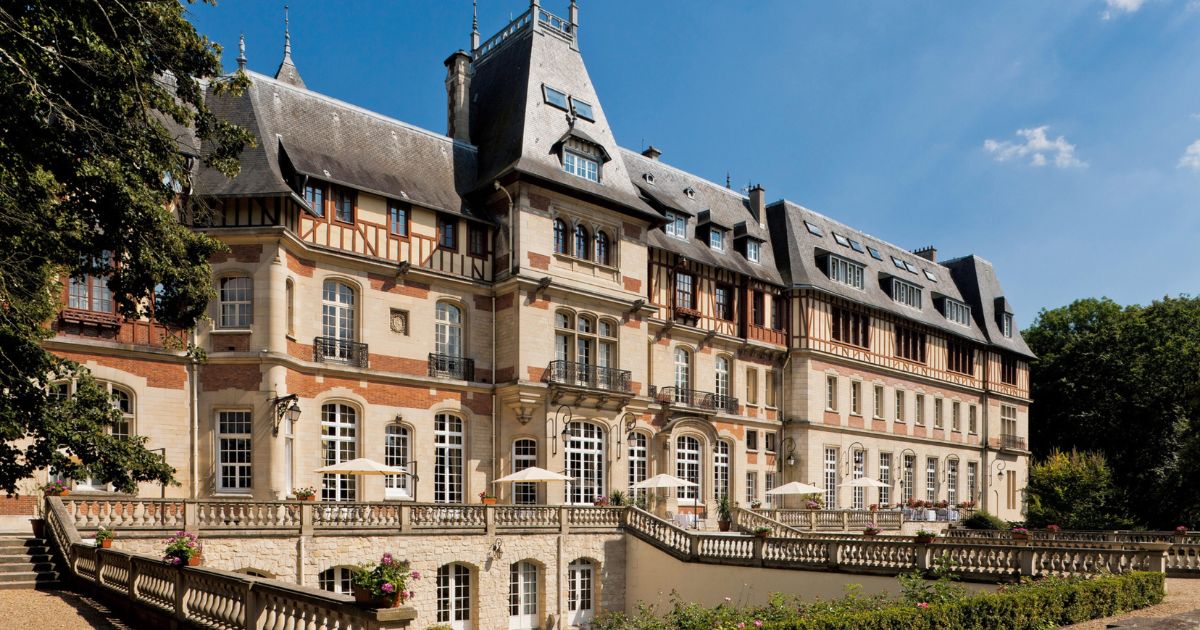 Chateau De Montvillargenne - Image 1