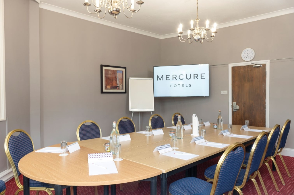 Mercure Maidstone Great Danes Hotel thumbnail 8