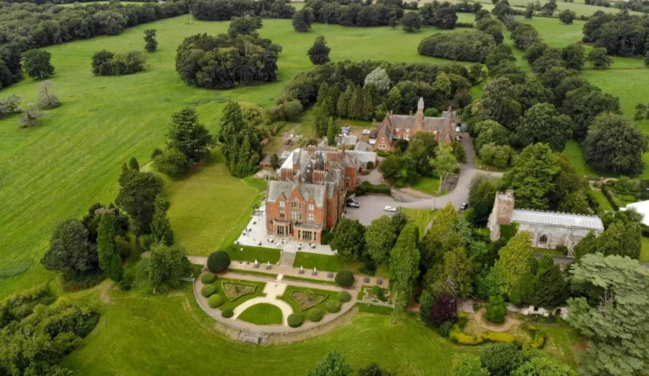 Wroxall Abbey Estate - Image 1