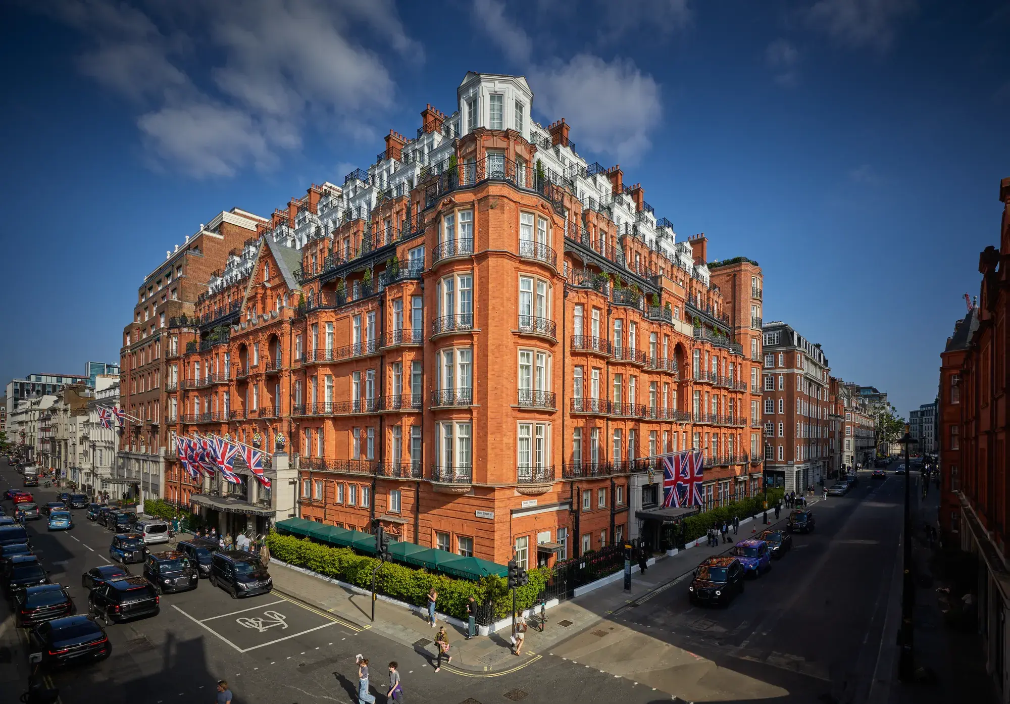 Claridge's - Image 1