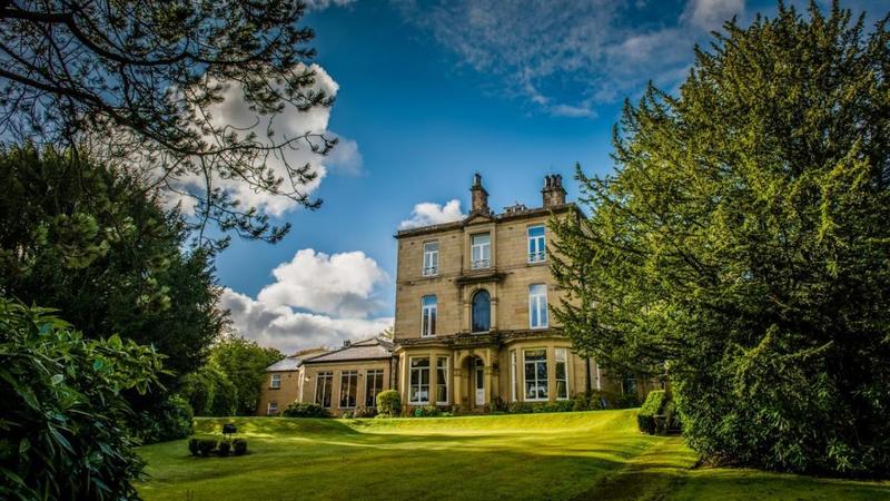 Astley Bank Hotel & Conference Centre - Image 1